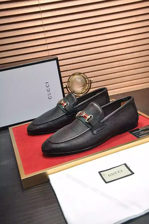View 1 of GUCCI WEB AND JORDAAN LEATHER LOAFER IN BLACK – LDG30