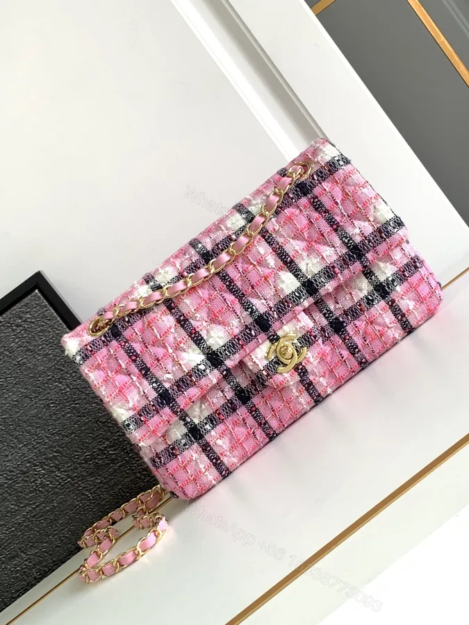 View 1 of CHANEL 粉色格紋原單鏈條包 甜美氣質羊毛呢單肩包