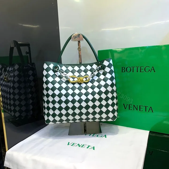 View 1 of BOTTEGA