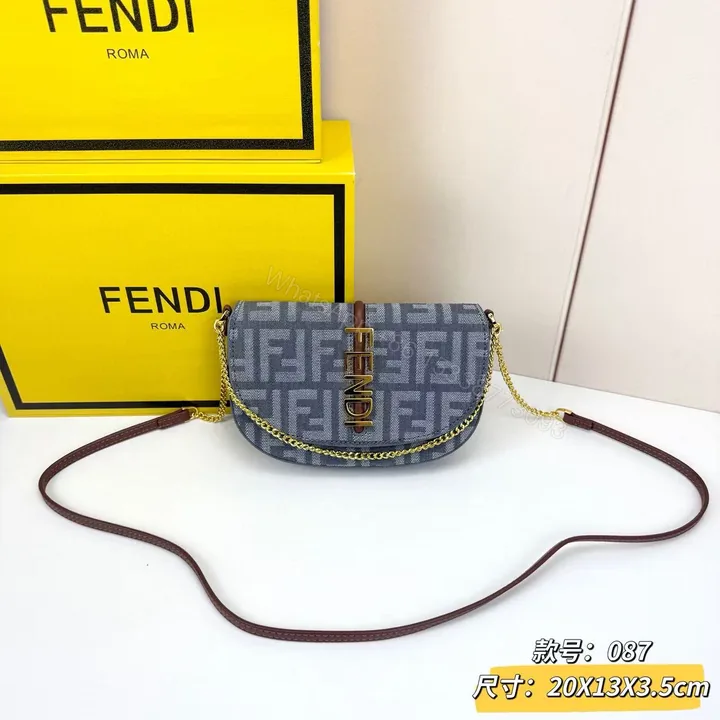 View 1 of Fendi 原單 FF老花鏈條翻蓋斜背包復古經典迷你包
