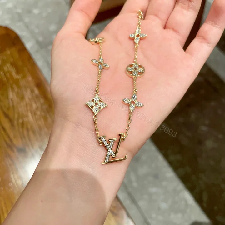 View 1 of LV 原單滿鑽金色Logo項鍊 經典花卉細節款