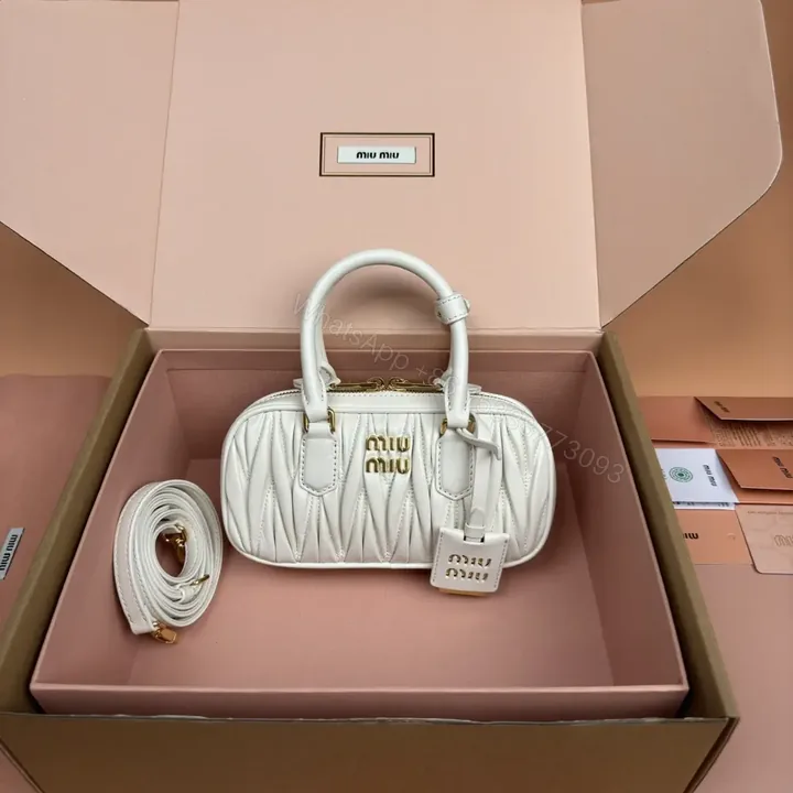 View 1 of 高仿miumiu*Arcadie系列5BP088小羊皮手袋白色Mini免檢版