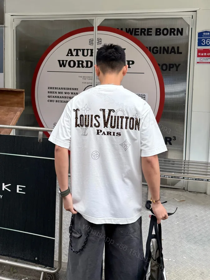View 1 of LV原單巴黎字樣短袖男T 白色印花上衣 潮流休閒街頭風設計