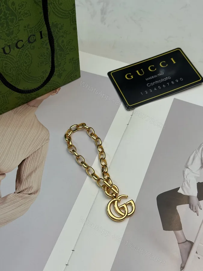 View 1 of GUCCI 原單雙G圓牌手鍊 鑲鑽氣質款