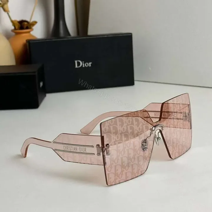 View 1 of DIOR