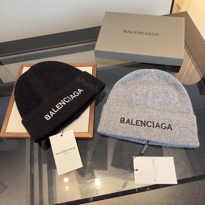 View 1 of BALENCIAGA 一比一 男女款 刺繡LOGO針織毛帽 冬季帽