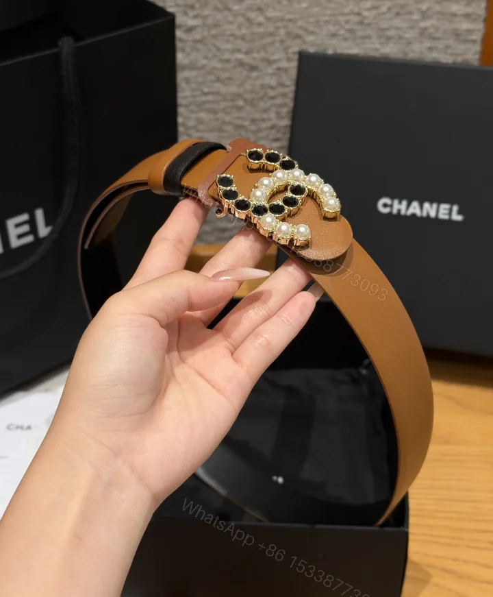 View 1 of Chanel 一比一珍珠黑鑽CC雙色牛皮皮帶焦糖棕色