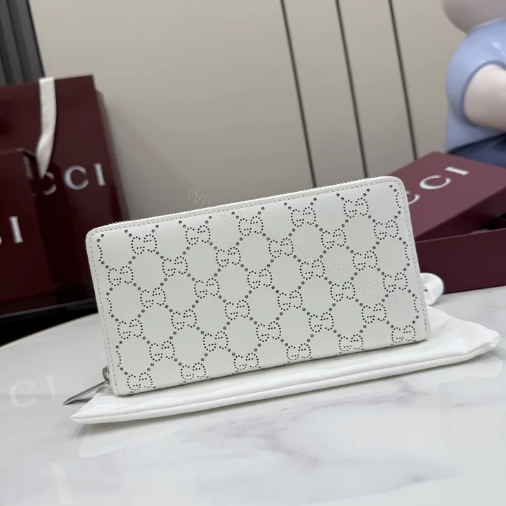 View 1 of Gucci一比一GG壓紋拉鍊長夾女士款白色優雅時尚百搭精品手拿包