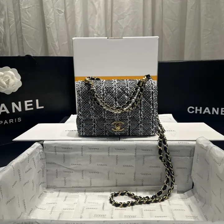 View 1 of Textured Chain-Detail Bag: Modern Luxury Everyday Sophistication
