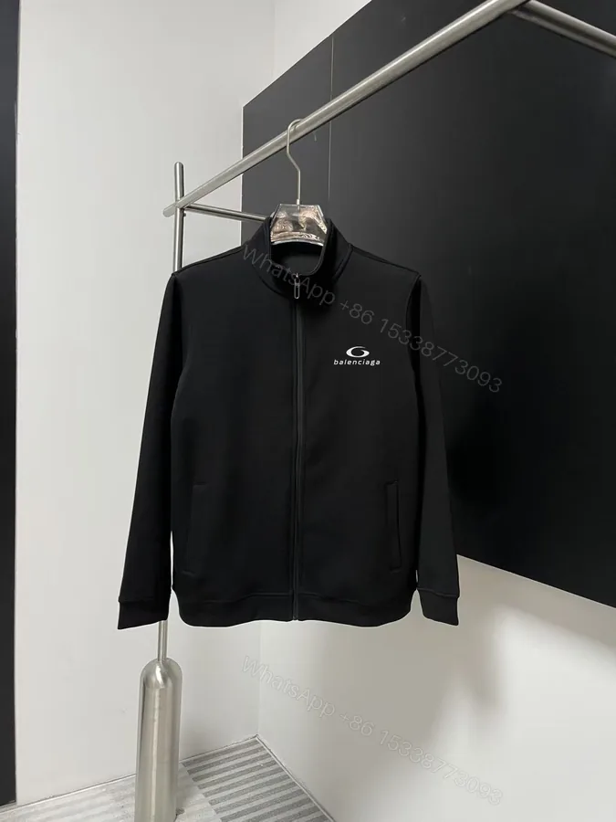 View 1 of Balenciaga A貨男士立領拉鍊外套 黑色輕薄運動風設計