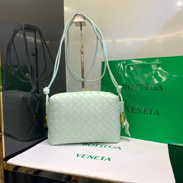 View 1 of BOTTEGA