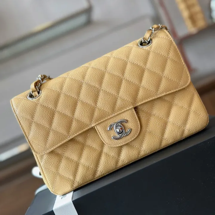 View 1 of Chanel Classic Like Auth Handbags Beige Leather With Lizard Skin 23cm