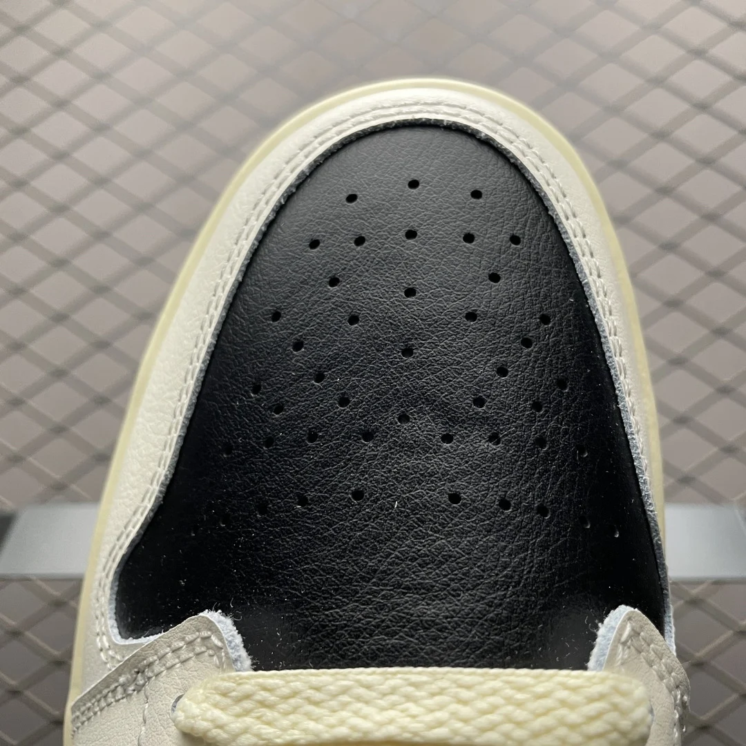 Air Jordan 1 Low | Pale Ivory / Black / Muslin / Racer Pink | DC0774-107