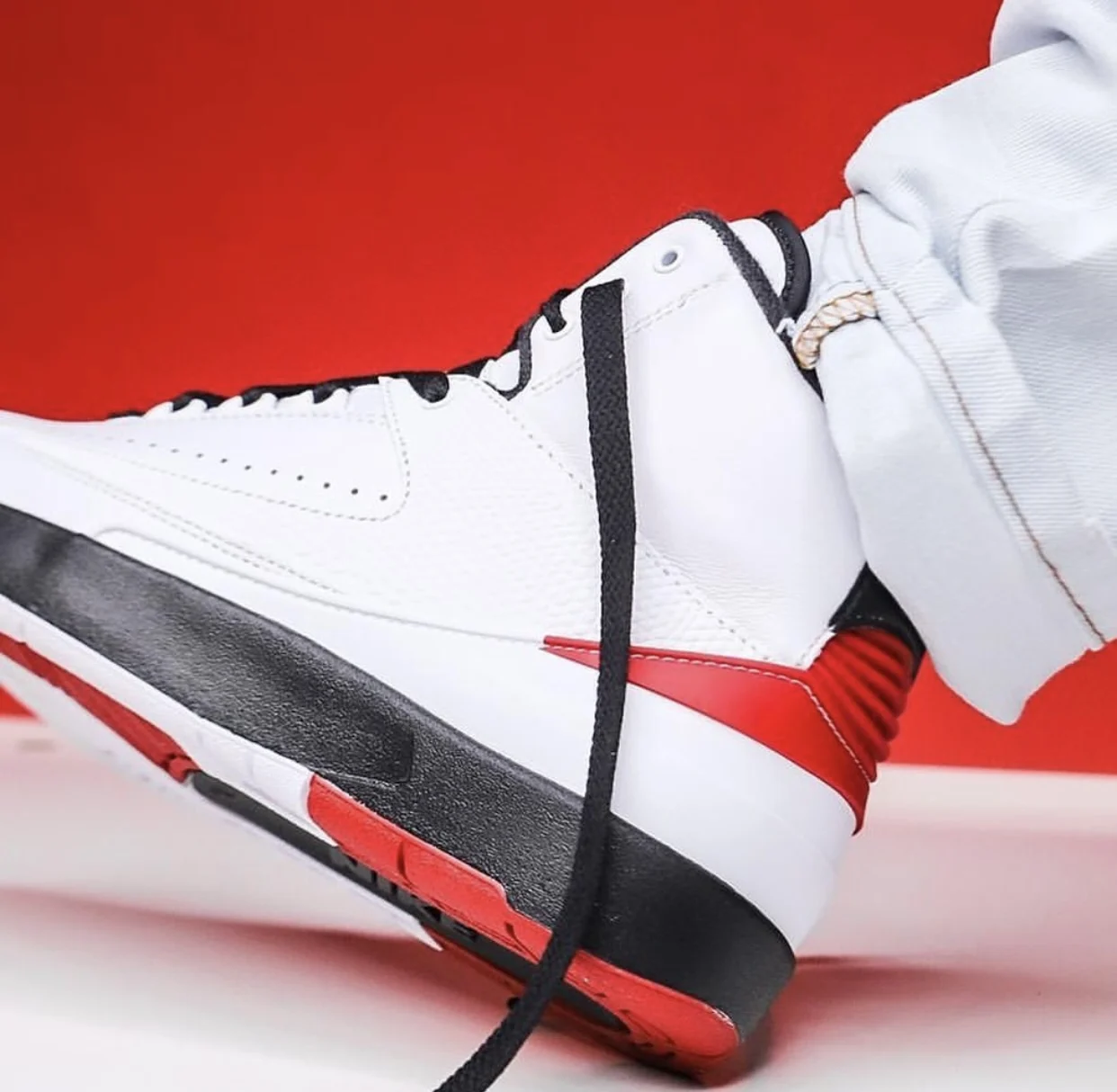 Air Jordan 2 High | Chicago | DX2454-106