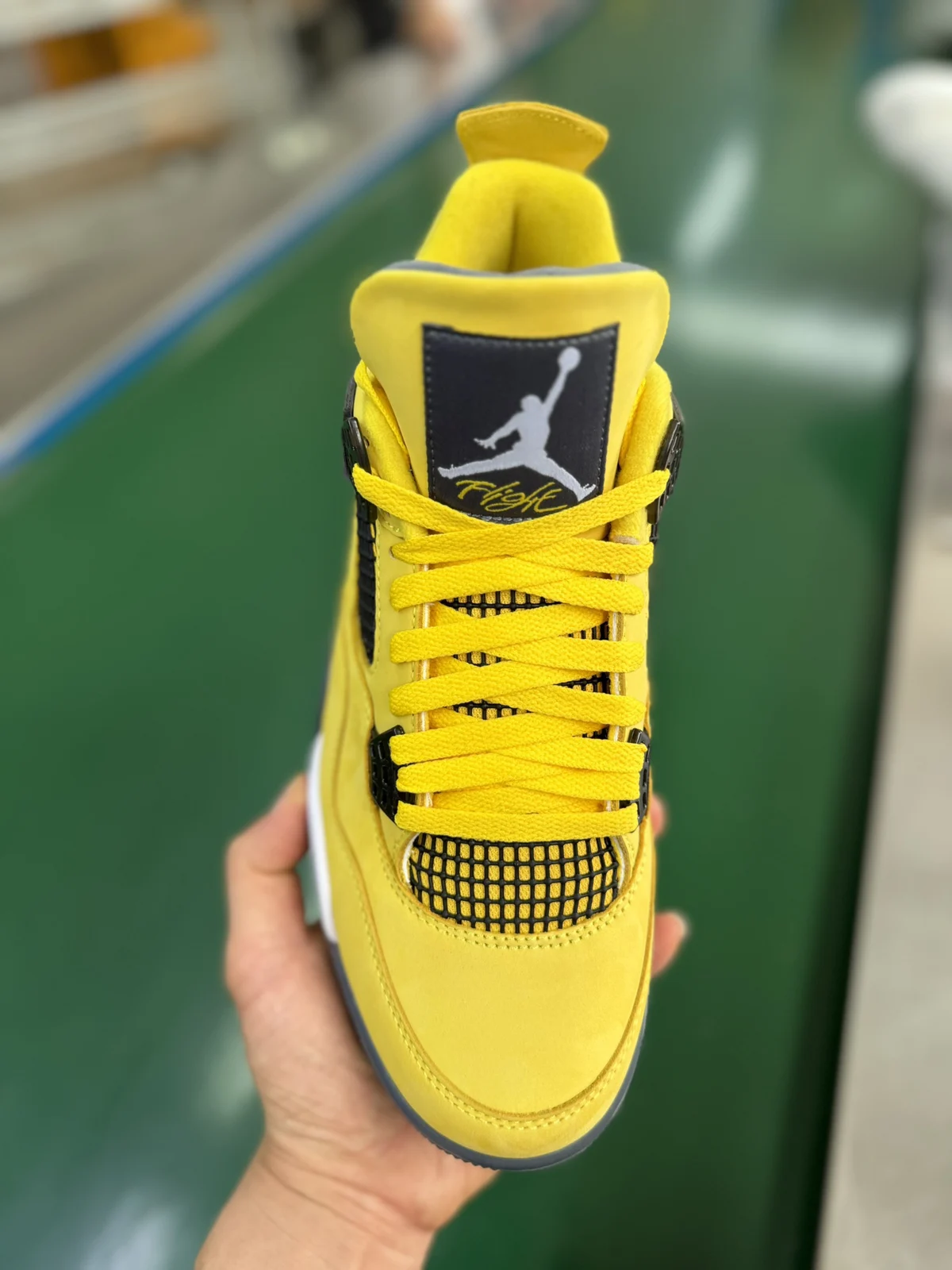 Air Jordan 4 High | Tour Yellow / Lightning | CT8527-700