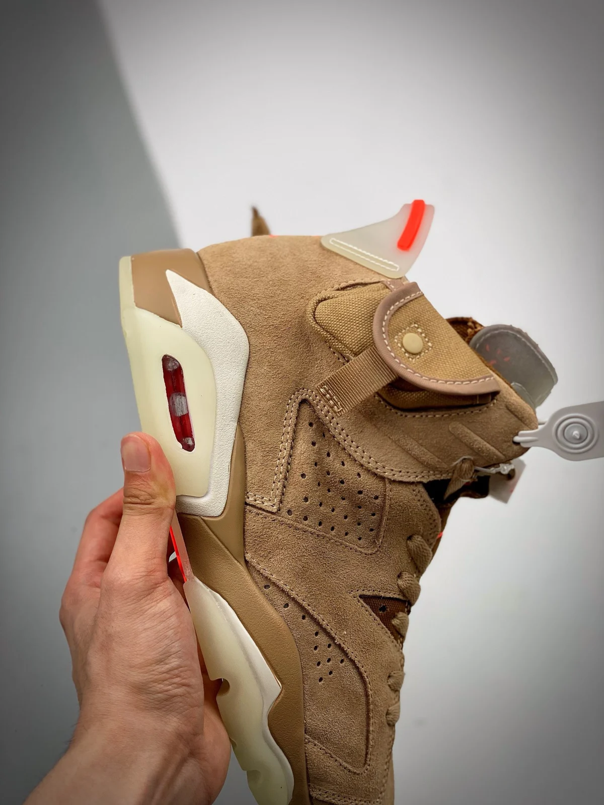 Air Jordan 6 High | Travis Scott British Khaki | DH0690-200