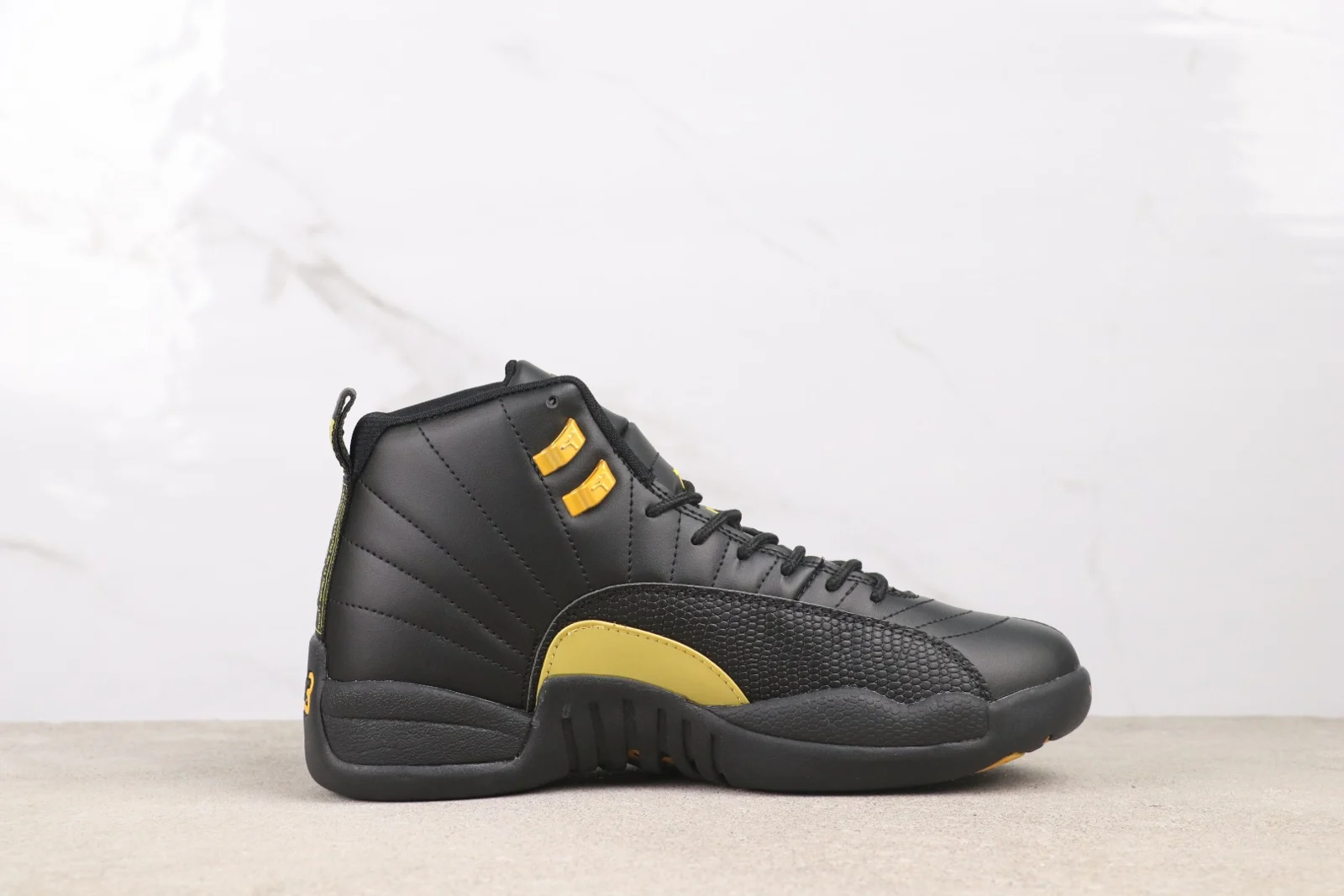 Air Jordan 12 High | Black Taxi | CT8013-071