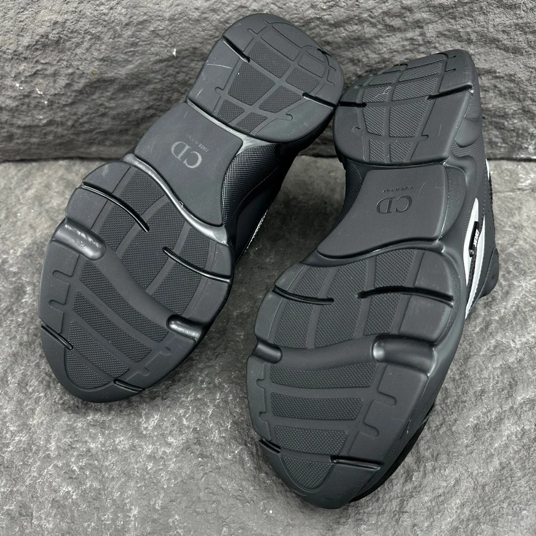 Dior B22 Sneaker | Black Mesh and Dark Grey Technical Fabric