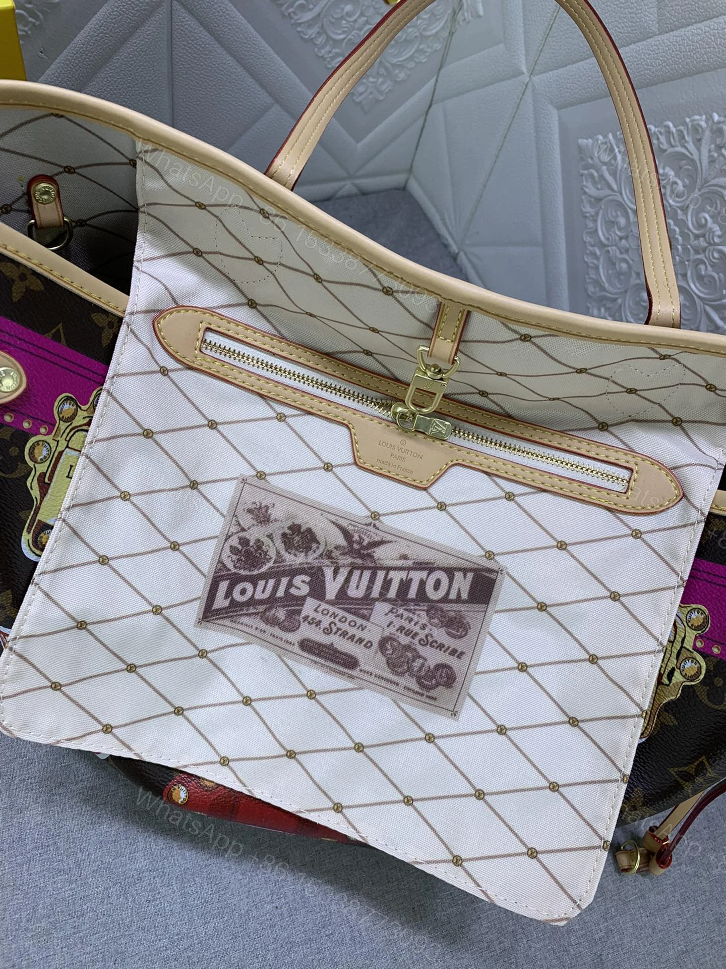 View 9 of New Arrival Bag LUV 811