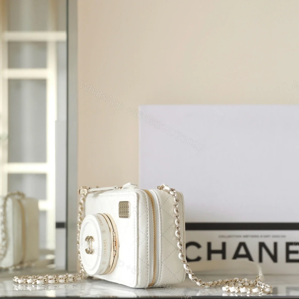 View 5 of 高仿Chanel*24S春夏系列AS4817相機包白色免檢版