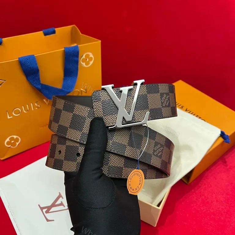 Checkerboard LV Buckle Belt â€” Modern, All-Day Confidence — view 1