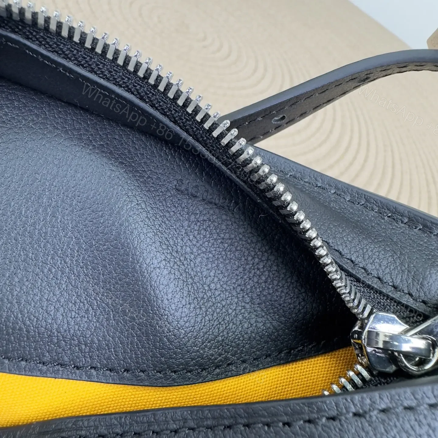 View 14 of 高仿Goyard*01CL01P單肩半月包黑色免檢版