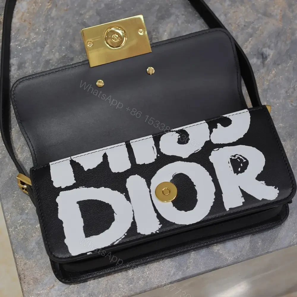 View 7 of 高仿Dior*Miss系列M261M911小牛皮塗鴉字面腋下包黑色免檢版