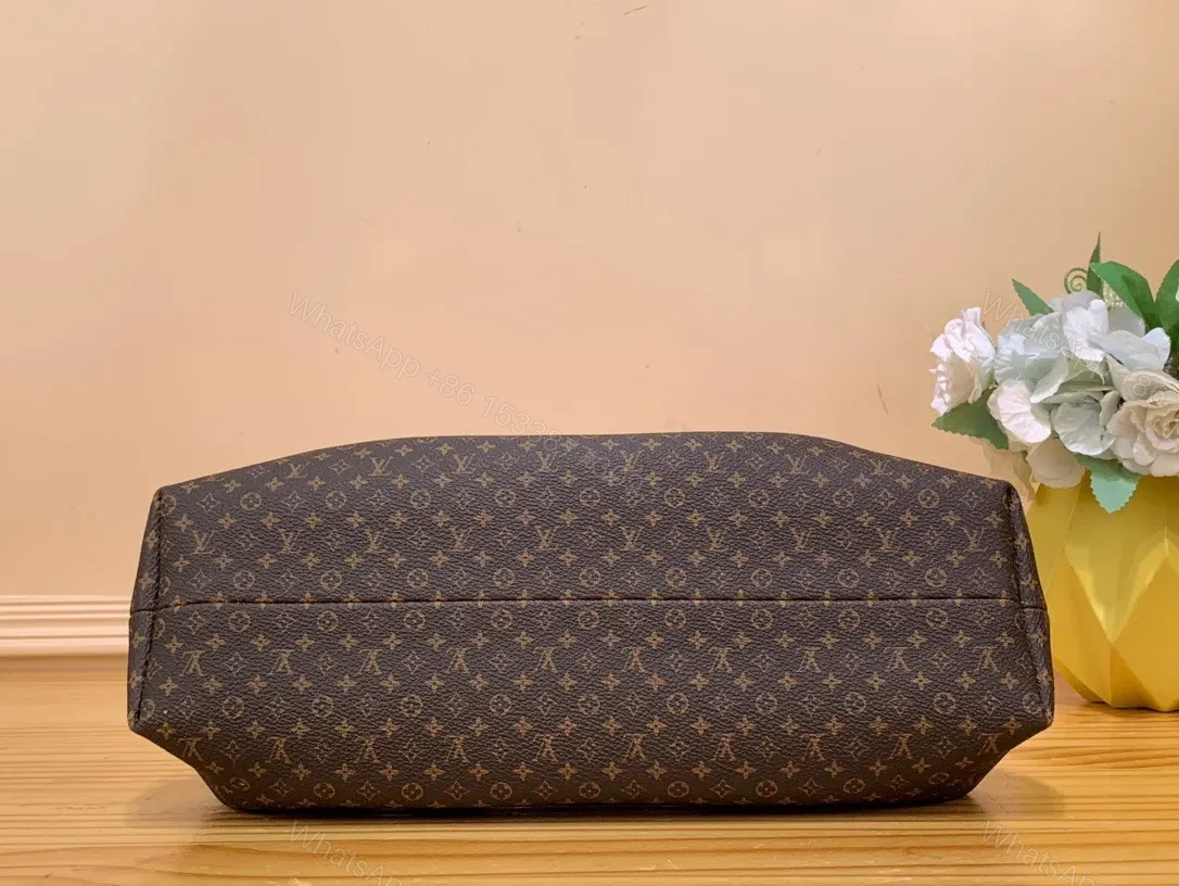 View 2 of Louis Vuitton LV Clucth Tisitt Like Auth Lock Handbags 28x14cm