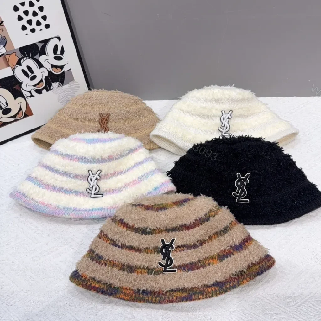 Chic Yarn-Textured Beanie with Luxury Logo Accent — view 1