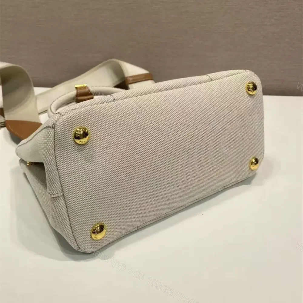 View 7 of 高仿Prada*1BA038刺繡徽標Tote手袋白色Mini免檢版