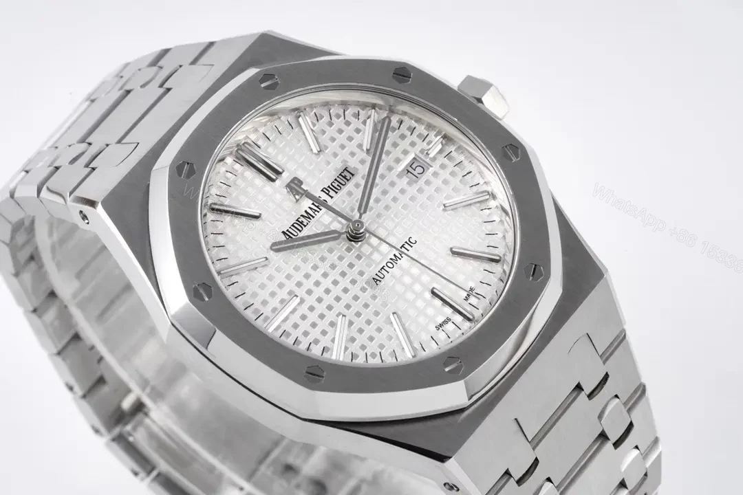 View 3 of BBR Factory Audemars Piguet Royal Oak 15400V2 ZF Edition – Silver Stainless Steel Automatic Watch with Date