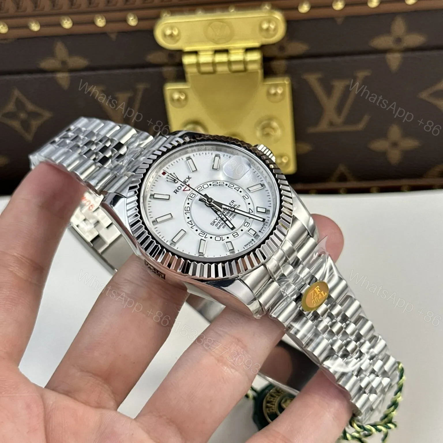 View 4 of Superclone Rolex Sky-Dweller Intense white Dial 336934 Jubilee