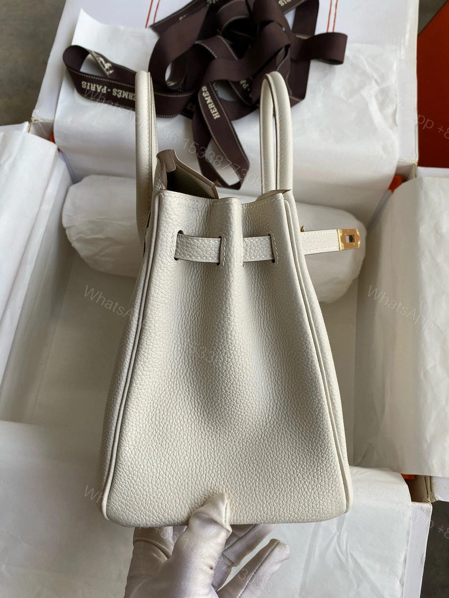 View 5 of HEMRES BIRKIN 25CM CREAM TOGO LEATHER GOLD HARDWARE