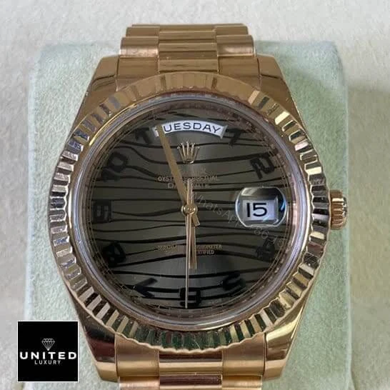 View 7 of Rolex Day-Date Wave 218235-0035 Replica