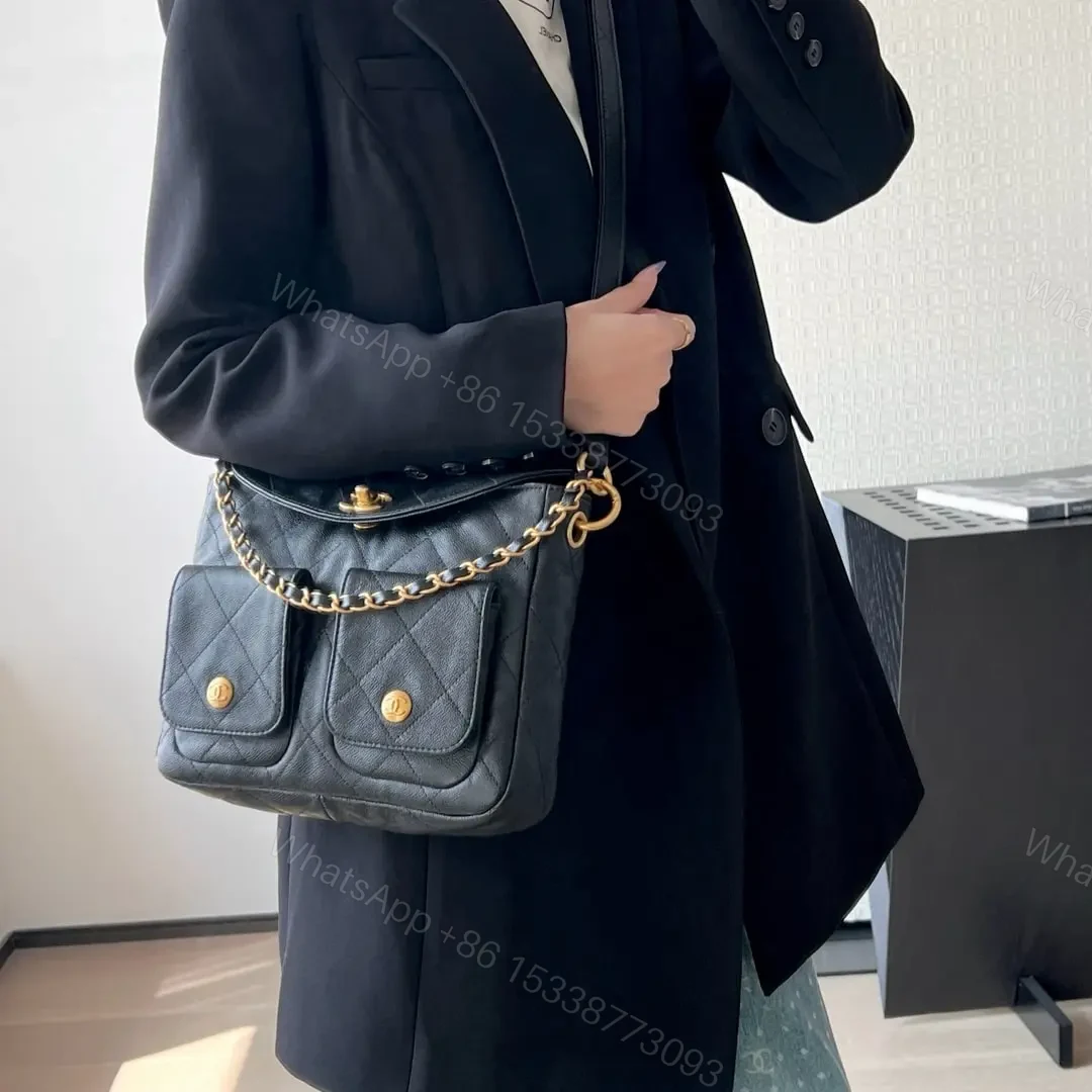 View 21 of 高仿Chanel*25P系列AS5385黑金郵差包小號免檢版