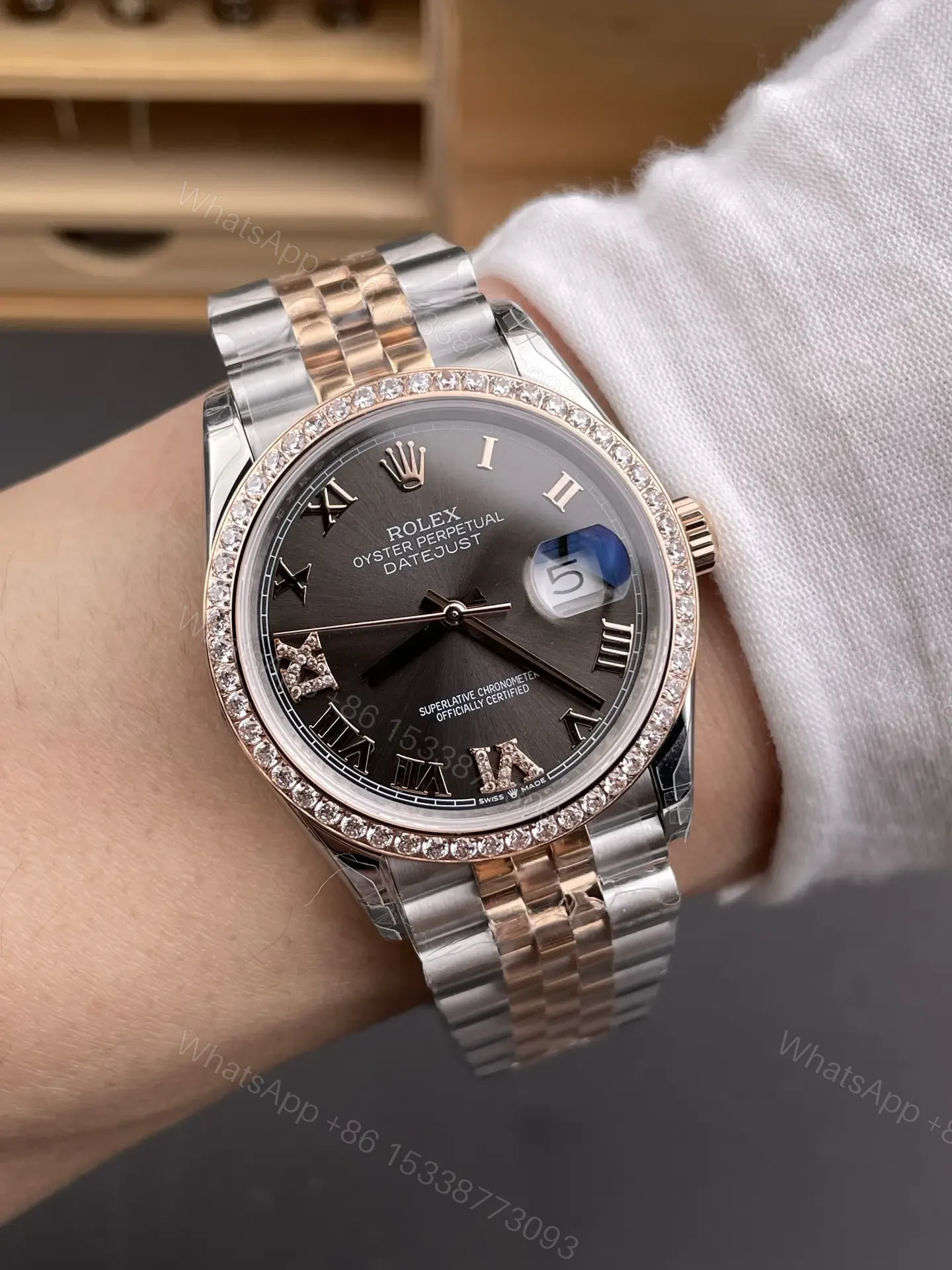 View 9 of Rolex Datejust 31 Stainless Steel Rose Gold Diamond Grey – Roman Jubilee 278381RBR-0030