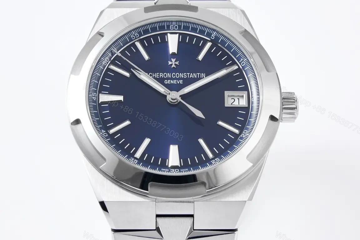View 5 of Vacheron Constantin Overseas 4500V Series Stainless Steel Watch – Blue Dial, 41mm, Automatic Movement with Date Display, Stainless Steel Bracelet or Rubber Strap Option