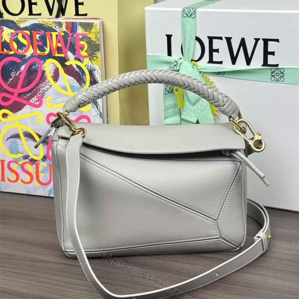 高仿Loewe*Puzzle系列6579小牛皮單肩包貝殼灰小號免檢版 — view 1