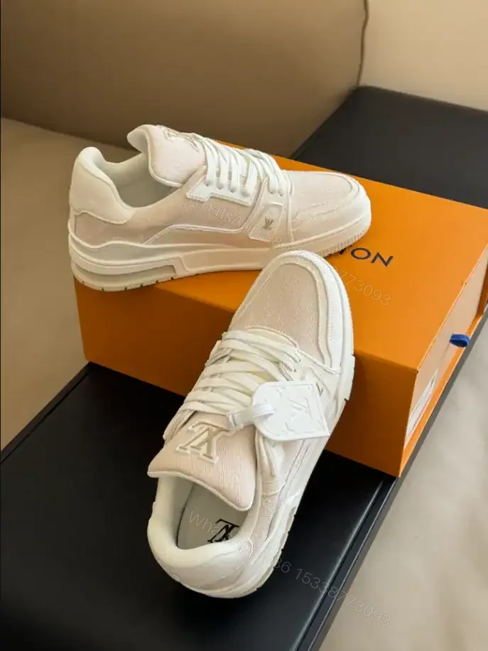 View 4 of LV TRAINER SNEAKER – LSVT423