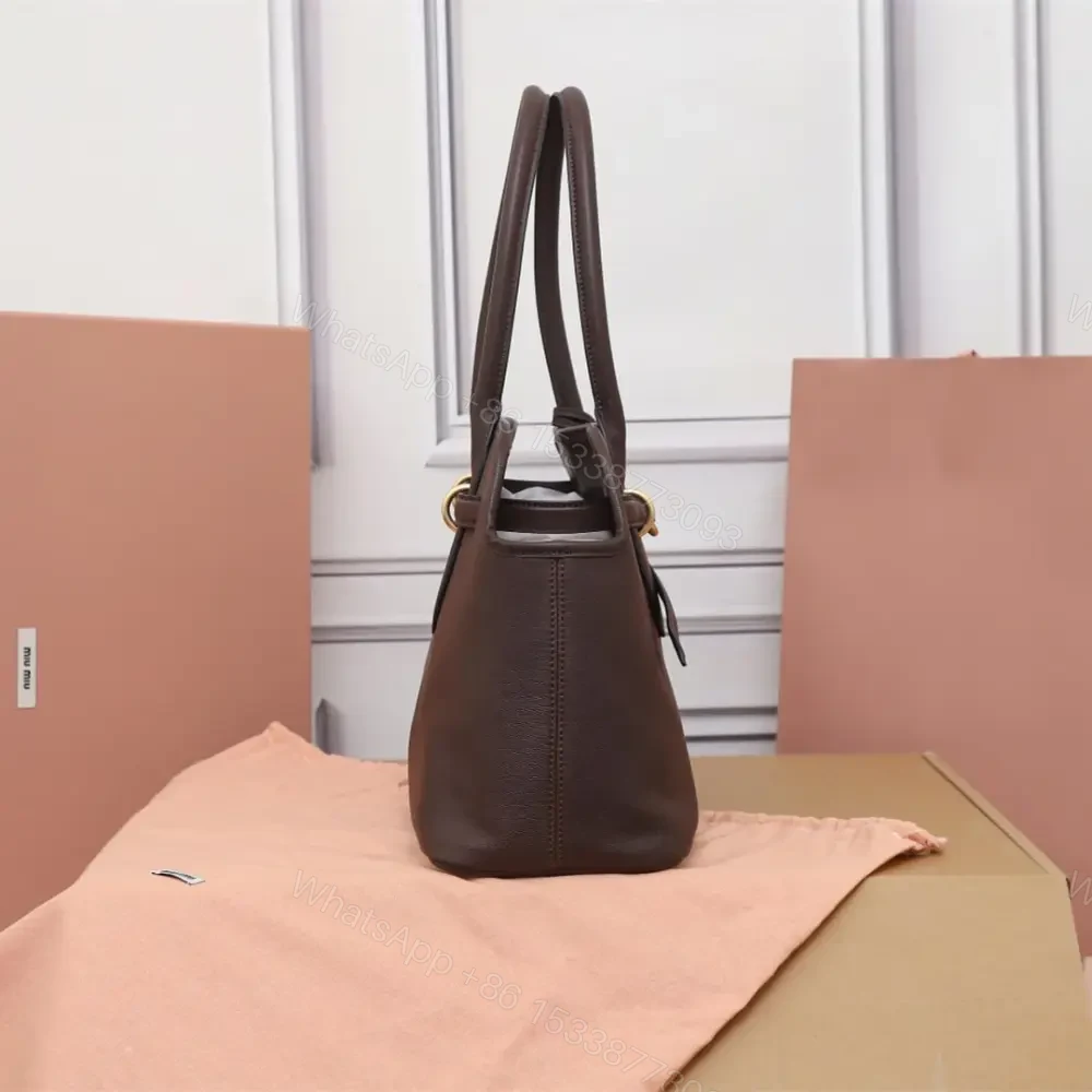 View 4 of 高仿miumiu*Aventure系列5BG310小羊皮Tote手袋石楠木色免檢版