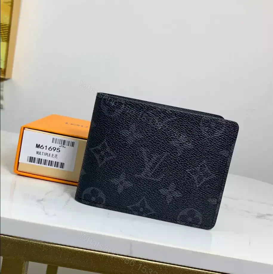 View 2 of LV MULTIPLE WALLET- RRG086