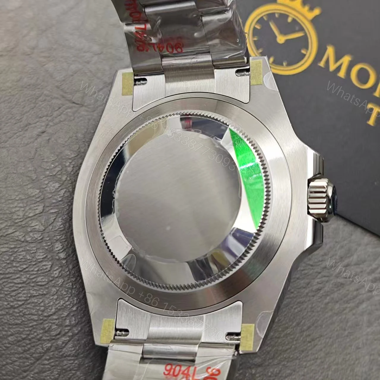 View 14 of Replica Rolex Submariner – Silver/Black 40mm 116610LN