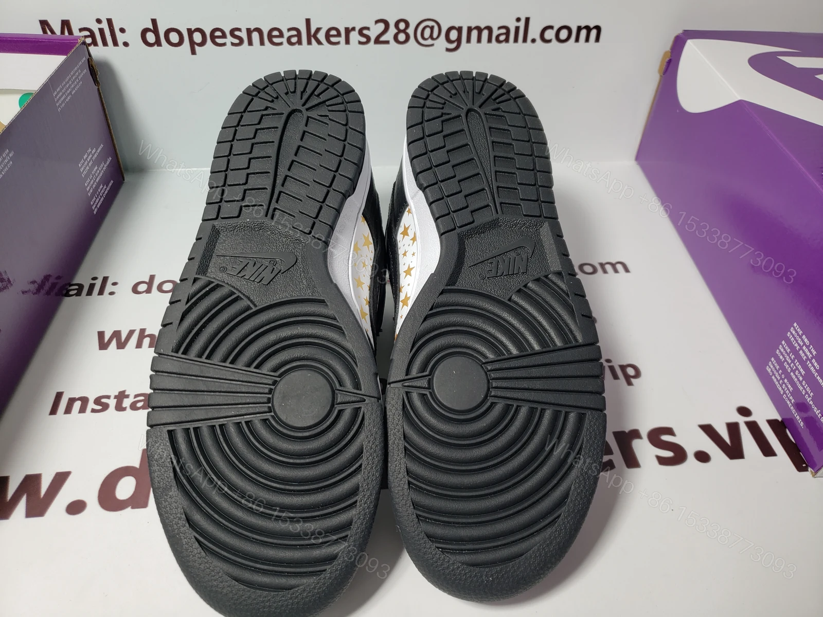 View 7 of Supreme x Nike SB Dunk Low Black Stars DH3228-102
