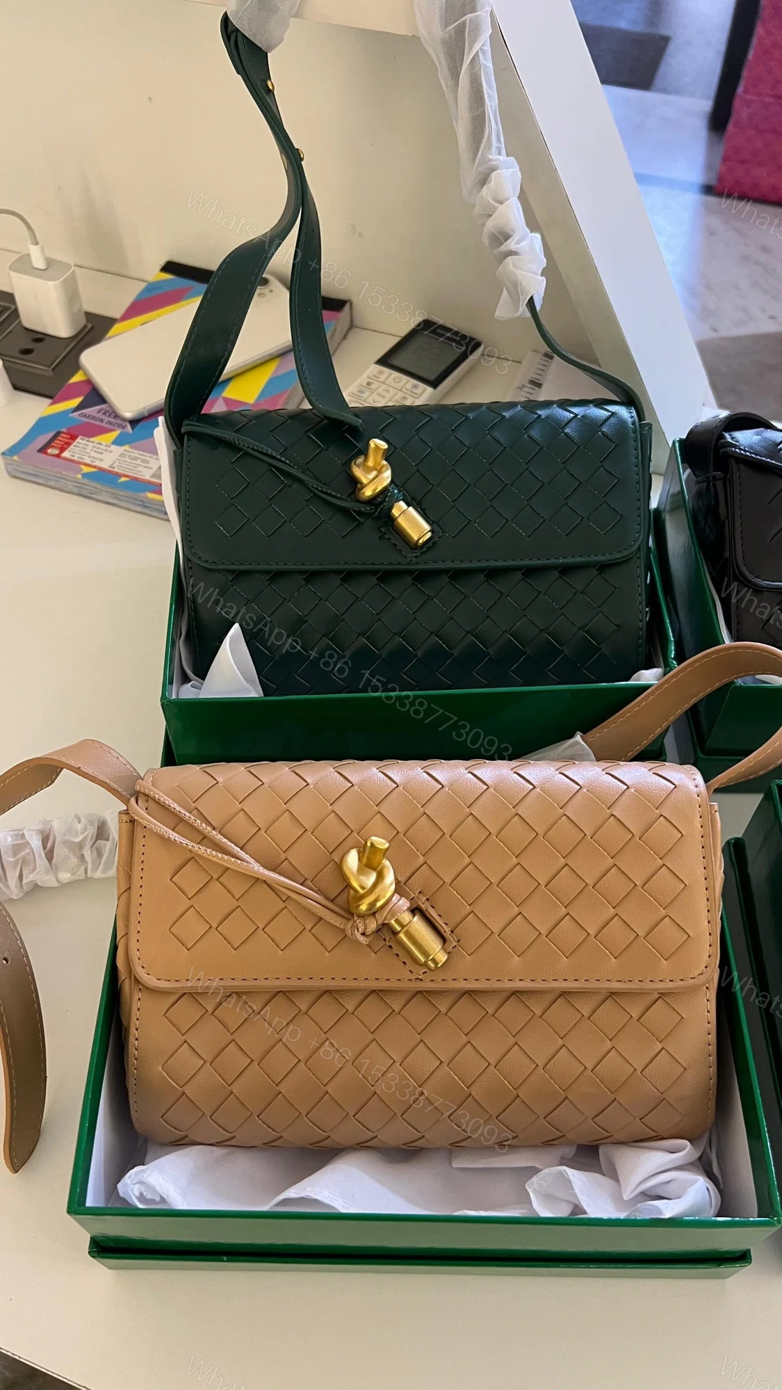 View 3 of FIRST COPY BOTTEGA VENETA SHOULDER BAG