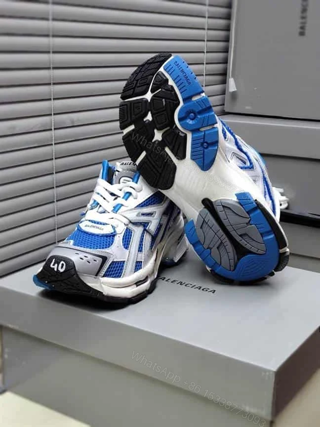 View 6 of BALENCIAGA MEN’S RUNNER SNEAKER – BB176