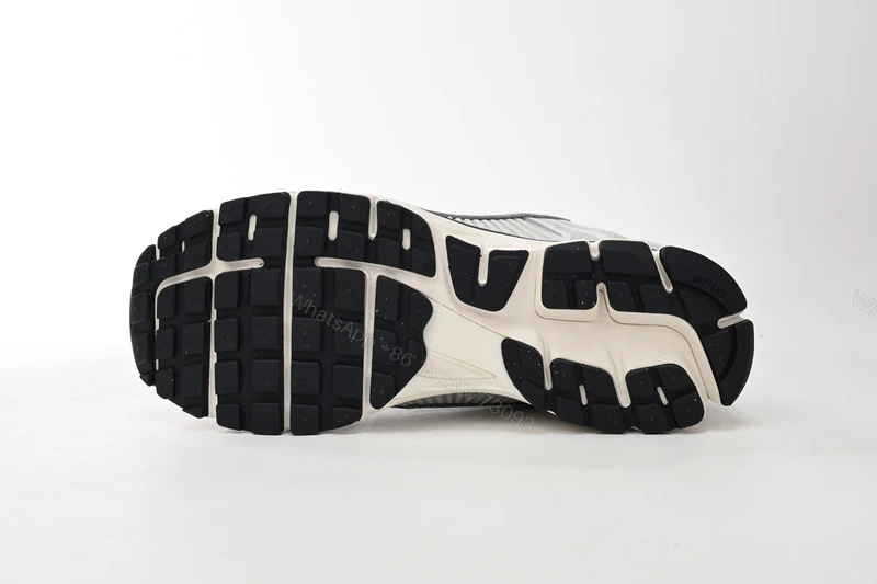 View 5 of Nike Air Zoom Vomero 5 Silver FD0884-025