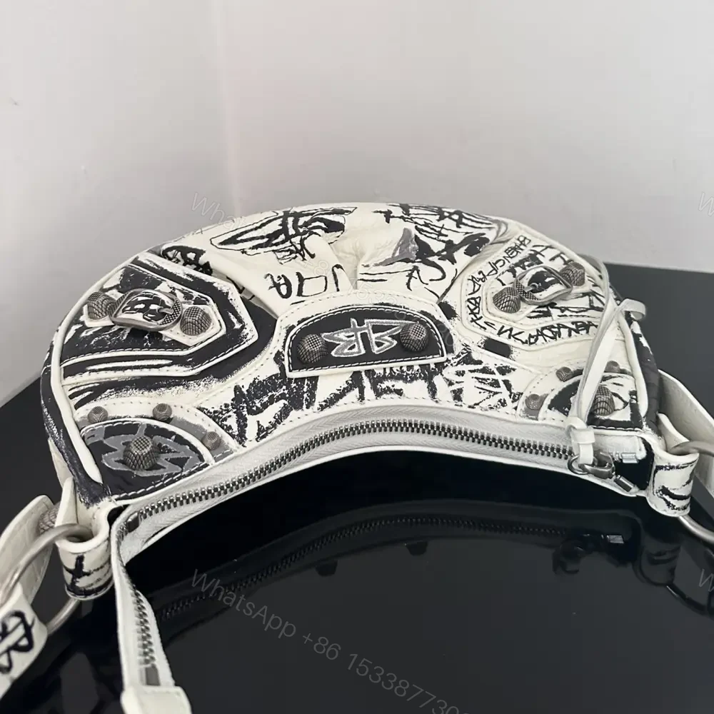View 8 of 高仿Balenciaga*LeCagole系列餃子包塗鴉XS