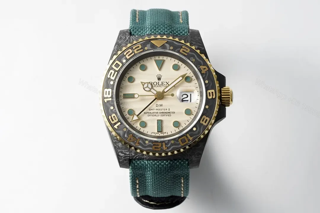 TW Factory Clean Factory Diw Rolex GMT-Master II, Green, Carbon Fiber — view 1