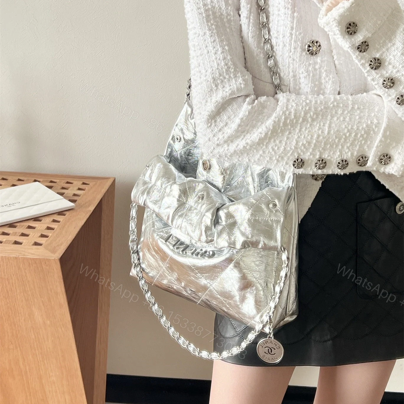 View 14 of 高仿Chanel*25C系列AS3980新款牛皮22Bag手袋中號免檢版