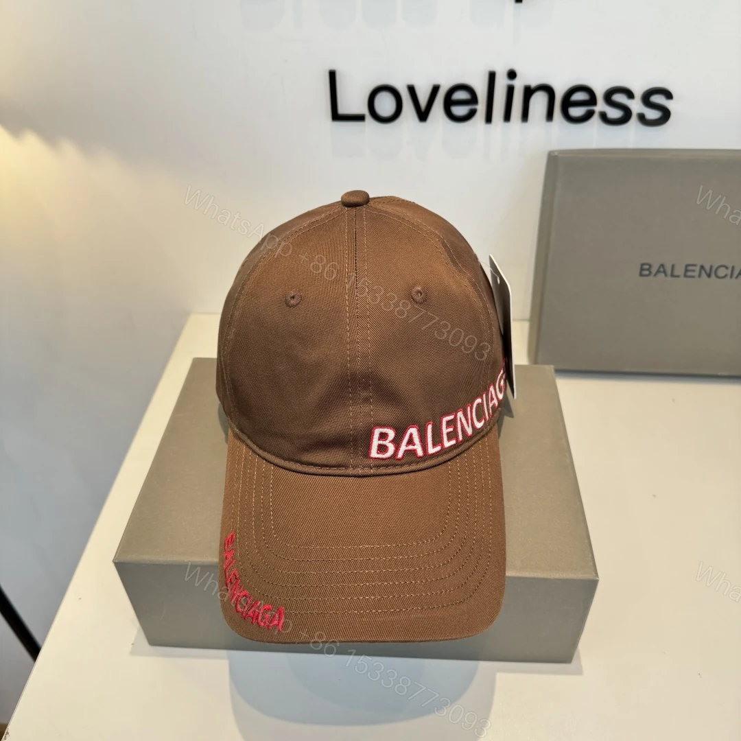 Balenciaga原单男女款刺绣Logo棒球帽棕色红字复古潮流帽 — view 1